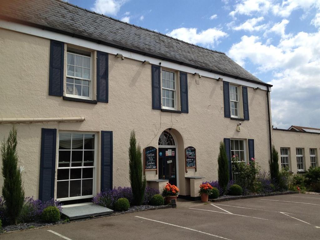 Castle Lodge Wilton Ross-on-Wye Exterior photo